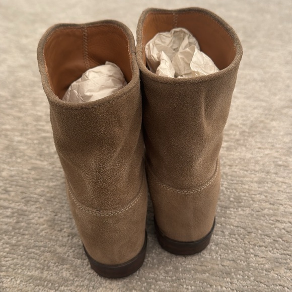 Scoop NYC Hidden wedges beige boots size 37 - Picture 3 of 4